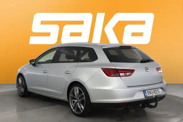 Hopea Farmari, Seat Leon ST – XNU-823