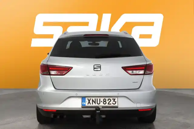 Hopea Farmari, Seat Leon ST – XNU-823