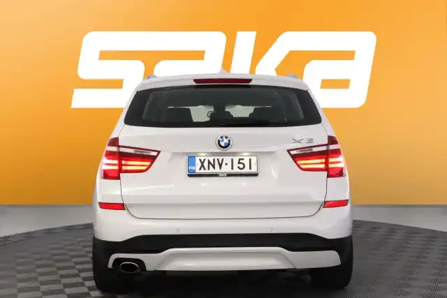 Valkoinen Maastoauto, BMW X3 – XNV-151