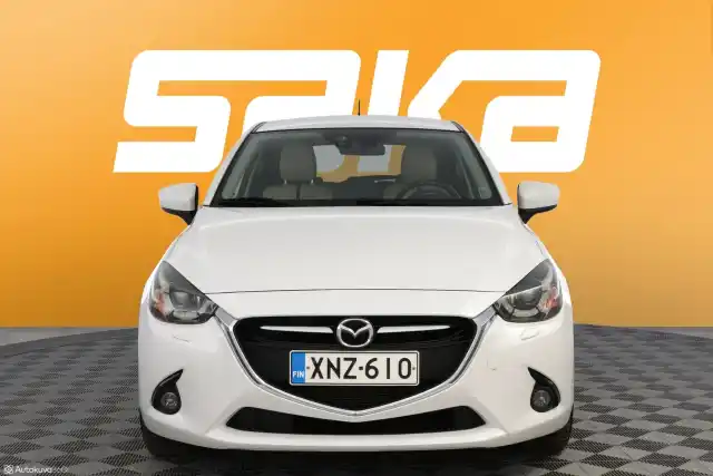 Valkoinen Viistoperä, Mazda 2 – XNZ-610