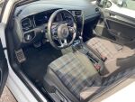 Valkoinen Viistoperä, Volkswagen Golf – XOA-297, kuva 4