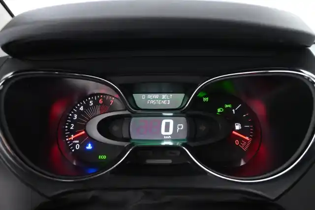 Punainen Viistoperä, Renault Captur – XOB-426