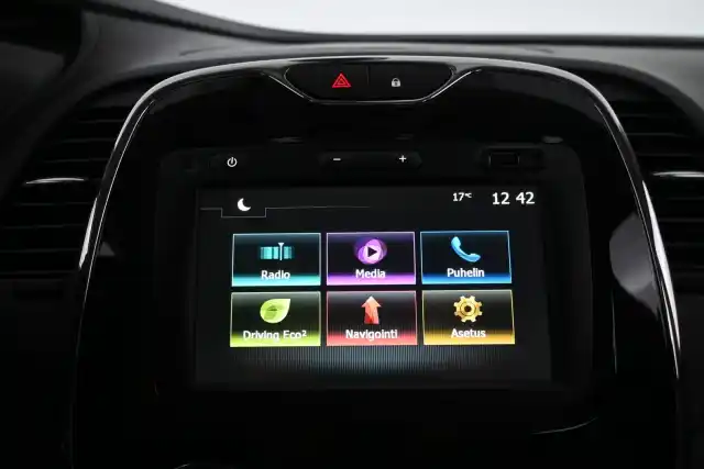 Punainen Viistoperä, Renault Captur – XOB-426