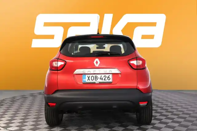 Punainen Viistoperä, Renault Captur – XOB-426