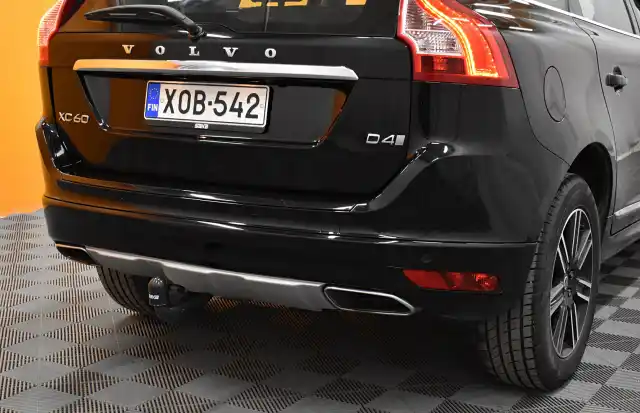 Musta Maastoauto, Volvo XC60 – XOB-542