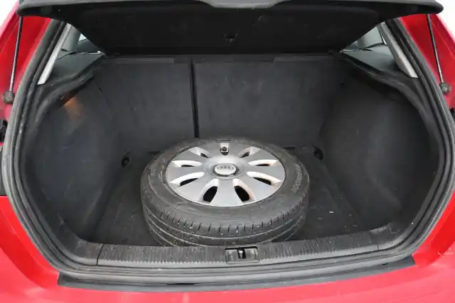 Punainen Viistoperä, Audi A3 – XOI-403
