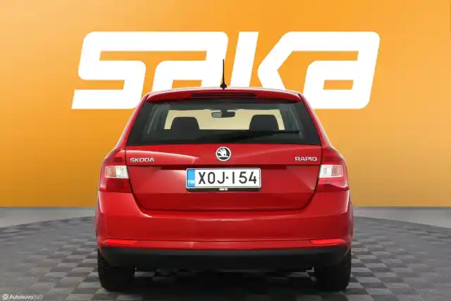 Punainen Viistoperä, Skoda Rapid – XOJ-154