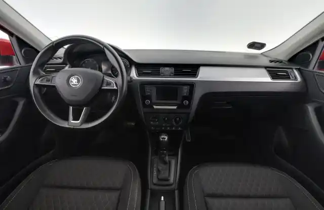 Punainen Viistoperä, Skoda Rapid – XOJ-154