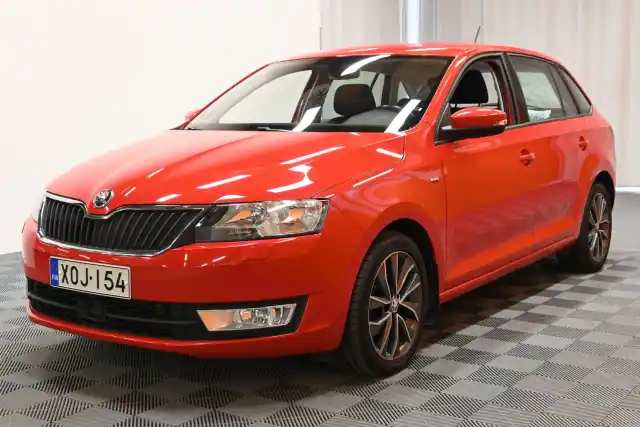 Punainen Viistoperä, Skoda Rapid – XOJ-154