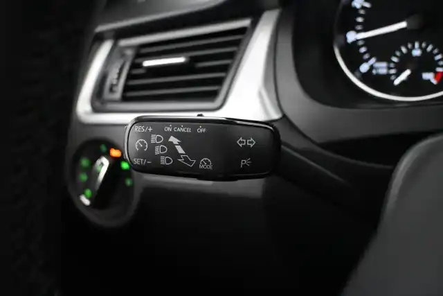 Punainen Viistoperä, Skoda Rapid – XOJ-154