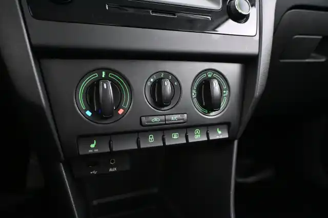 Punainen Viistoperä, Skoda Rapid – XOJ-154