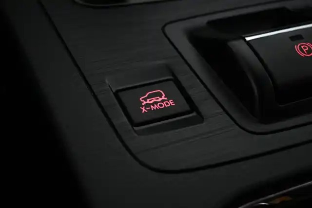 Hopea Farmari, Subaru Outback – XOJ-276