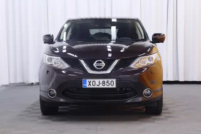 Violetti Maastoauto, Nissan Qashqai – XOJ-850