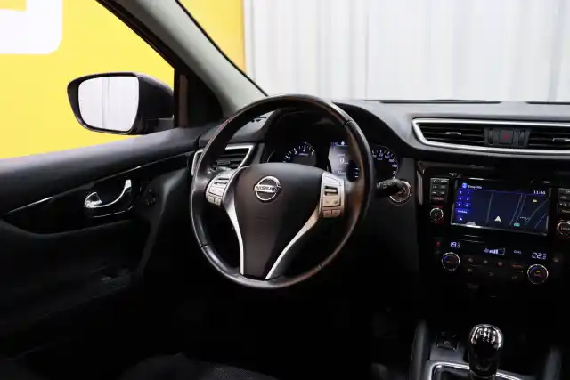 Violetti Maastoauto, Nissan Qashqai – XOJ-850