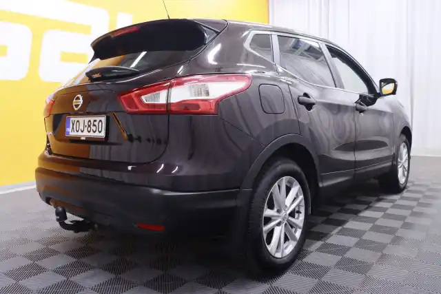 Violetti Maastoauto, Nissan Qashqai – XOJ-850