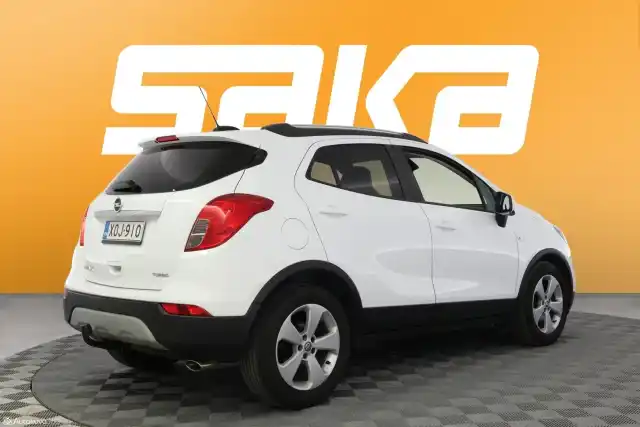 Valkoinen Maastoauto, Opel Mokka – XOJ-910