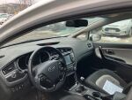 Valkoinen Farmari, Kia cee'd – XOK-299, kuva 3