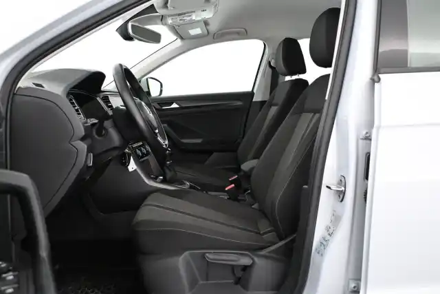 Valkoinen Maastoauto, Volkswagen T-Roc – XOK-475
