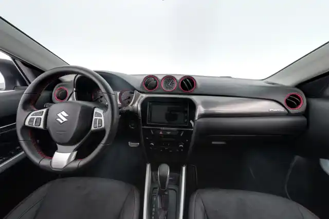 Harmaa Maastoauto, Suzuki Vitara – XOL-414