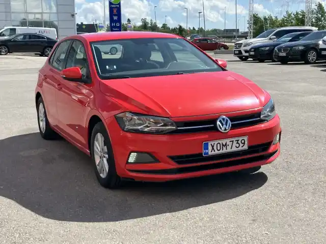 Punainen Viistoperä, Volkswagen Polo – XOM-739