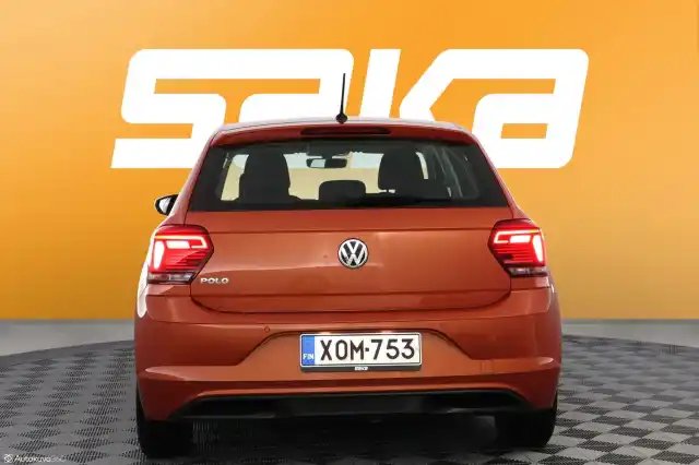 Vihreä Viistoperä, Volkswagen Polo – XOM-753