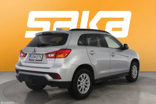 Harmaa Maastoauto, Mitsubishi ASX – XON-275