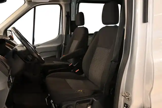 Harmaa Pakettiauto, Ford Transit – XOO-422