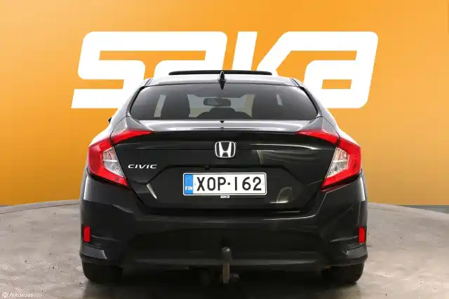 Musta Sedan, Honda Civic – XOP-162