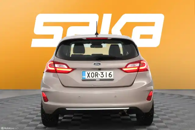 Harmaa Viistoperä, Ford Fiesta – XOR-316