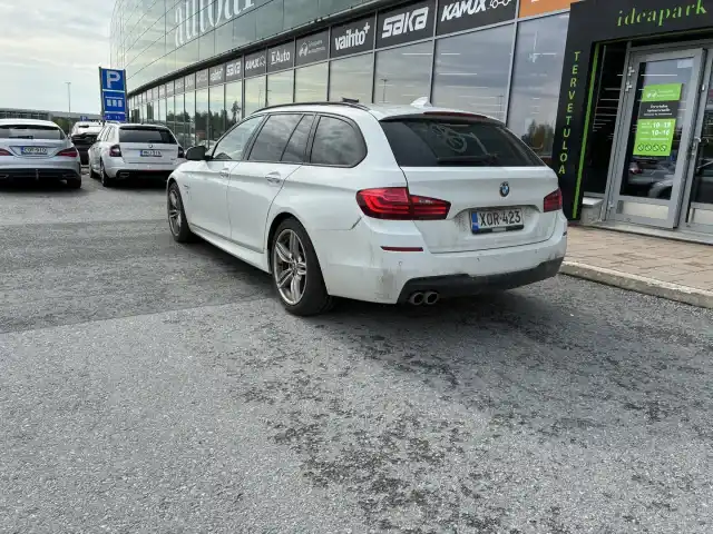 Valkoinen Farmari, BMW 530 – XOR-423