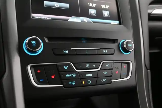 Harmaa Farmari, Ford Mondeo – XOS-386
