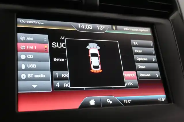 Harmaa Farmari, Ford Mondeo – XOS-386
