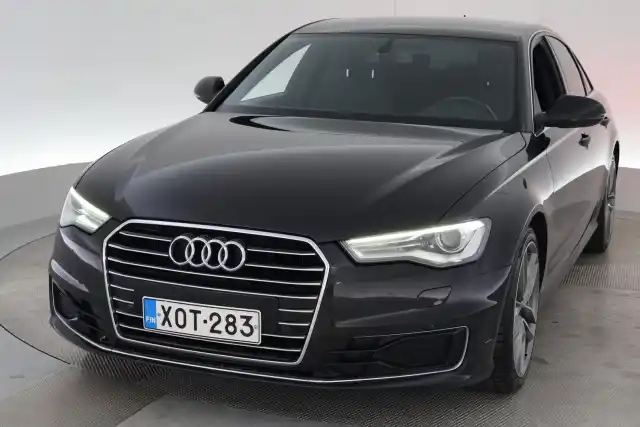 Musta Sedan, Audi A6 – XOT-283