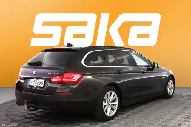 Ruskea Farmari, BMW 520 – XOT-285