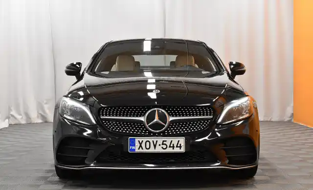 Musta Coupe, Mercedes-Benz C – XOV-544