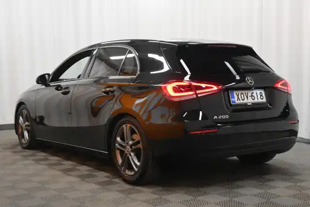 Musta Viistoperä, Mercedes-Benz A – XOV-618