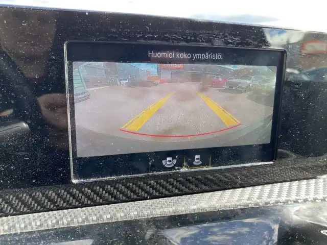 Musta Viistoperä, Mercedes-Benz A – XOV-618
