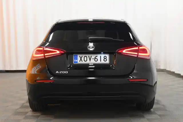 Musta Viistoperä, Mercedes-Benz A – XOV-618