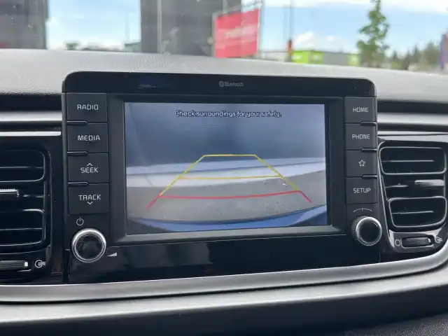 Sininen Viistoperä, Kia Rio – XOV-769