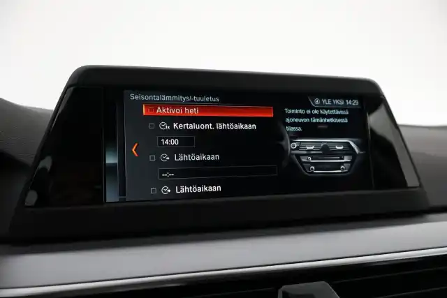 Musta Sedan, BMW 520 – XOX-526