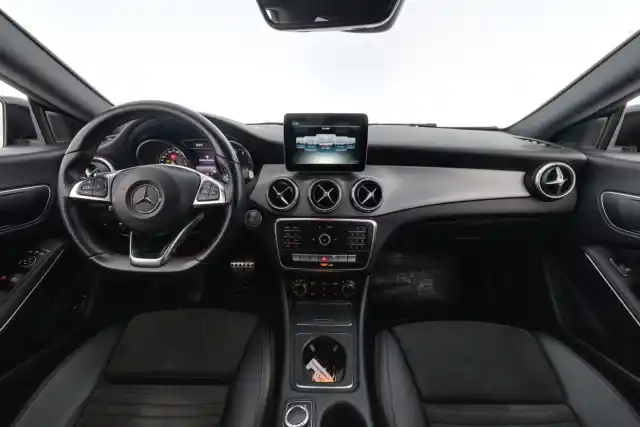 Valkoinen Coupe, Mercedes-Benz CLA – XPA-551