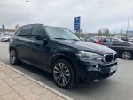 Musta Maastoauto, BMW X5 – XPB-230, kuva 2