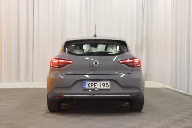 Harmaa Viistoperä, Renault Clio – XPE-195