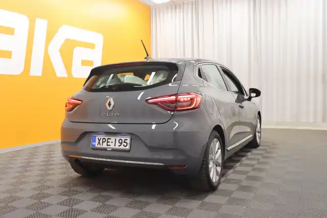 Harmaa Viistoperä, Renault Clio – XPE-195