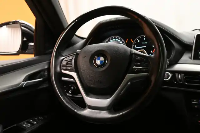 Hopea Maastoauto, BMW X6 – XPE-584