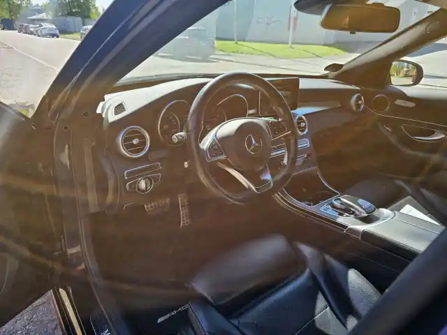 Sininen Farmari, Mercedes-Benz C – XPE-592