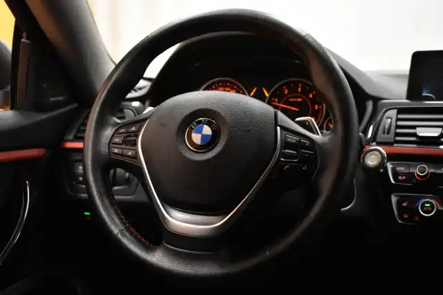 Harmaa Sedan, BMW 430 – XPE-836