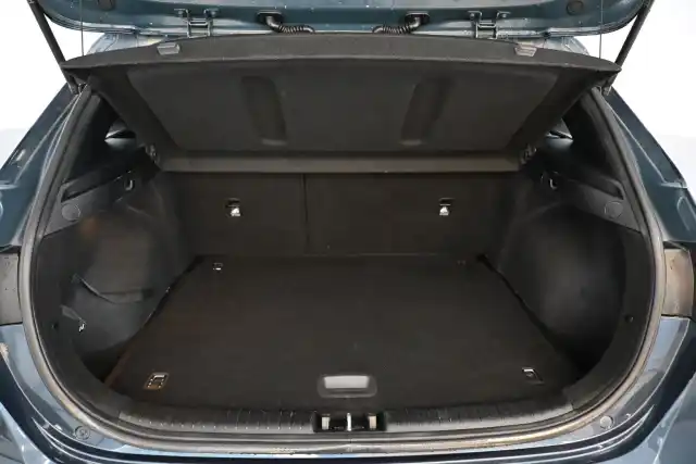 Sininen Viistoperä, Kia Ceed – XPH-595