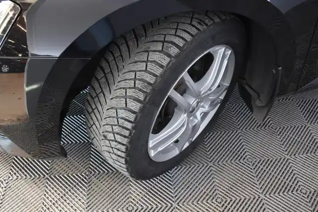 Musta Farmari, Skoda Superb – XPJ-478