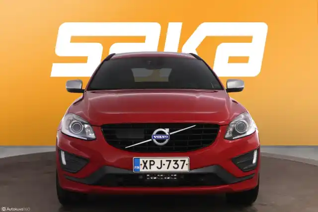 Punainen Maastoauto, Volvo XC60 – XPJ-737